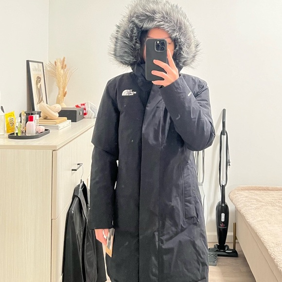 The North Face Parka Jacket - Picture 2 of 4